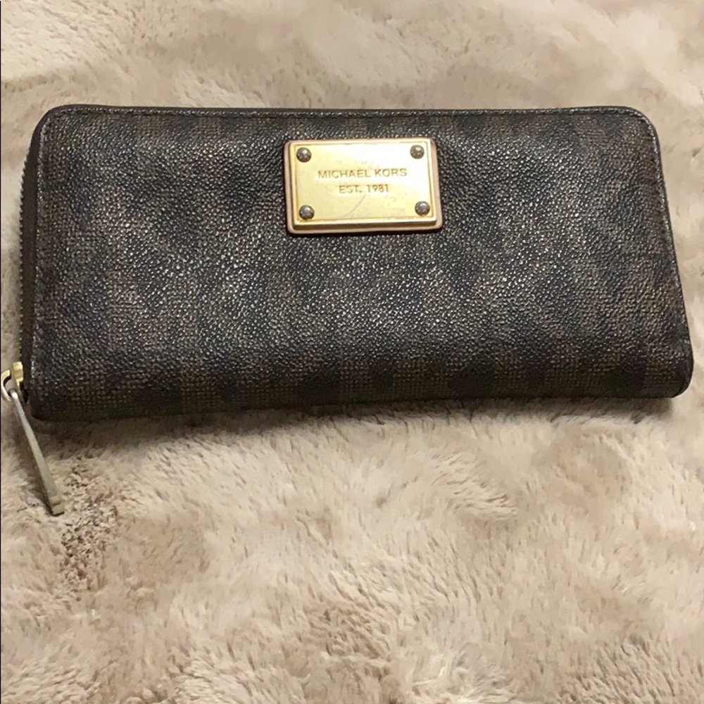 Micheal Kors Wallet